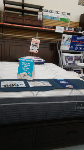 Discount Store «Big Lots», reviews and photos, 4165 E Harry St, Wichita, KS 67218, USA