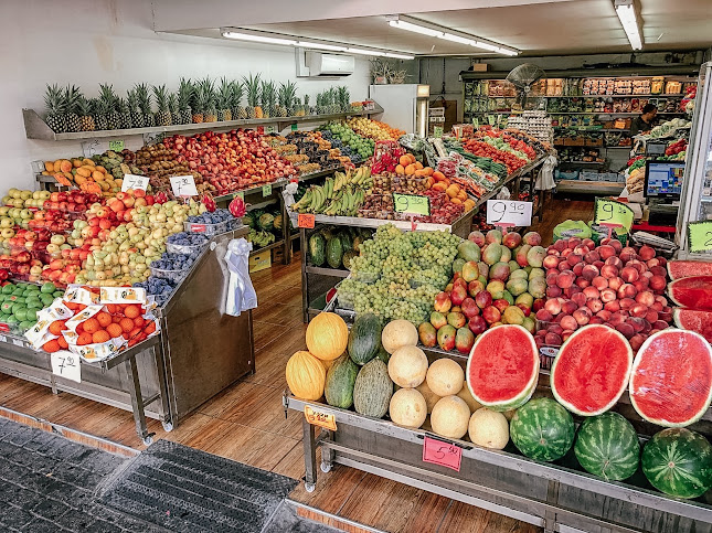 Comentarii opinii despre Fruit & Veggies Market - שוק פירות וירקות