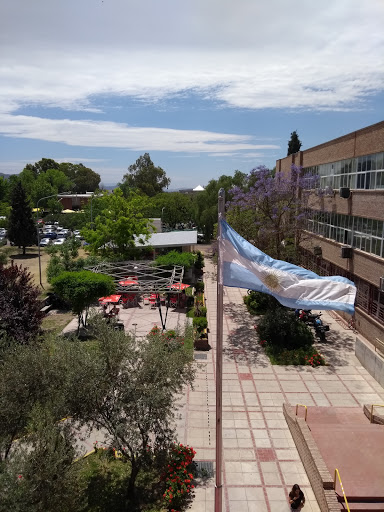 Sitios de pedagogia alternativa en Mendoza