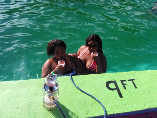 Night Club «Mojitos Country Club», reviews and photos, 44 Mazzeo Dr, Randolph, MA 02368, USA