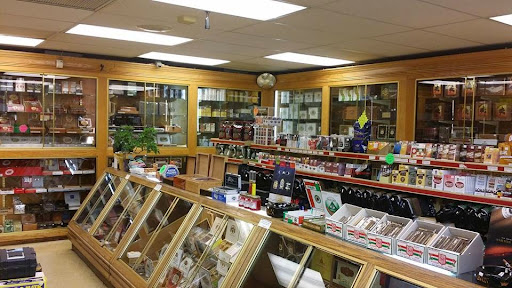 Liquor Store «Cigarette City Liquors», reviews and photos, 6250 Harlem Ave, Summit, IL 60501, USA