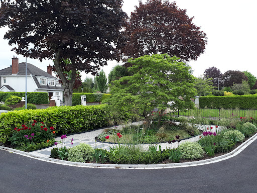 Dancing Gardens