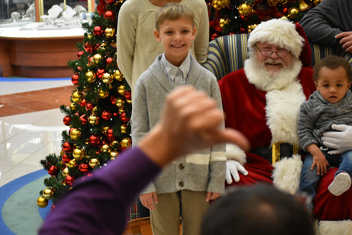 Department Store «Von Maur», reviews and photos, 115 Iowa River Landing Pl, Coralville, IA 52241, USA