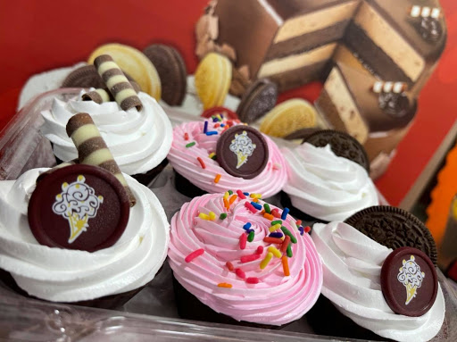 Ice Cream Shop «Cold Stone Creamery», reviews and photos, 100 Main St #102, Safety Harbor, FL 34695, USA