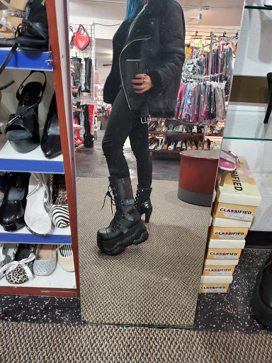 Shoe Store «FunkyPair.com», reviews and photos, 14632 Beach Blvd, Westminster, CA 92683, USA