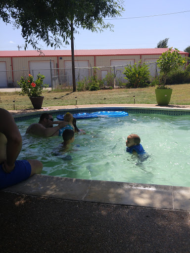 Used Book Store «Readers Choice Used Books», reviews and photos, 2001 S Morgan St #106, Granbury, TX 76048, USA