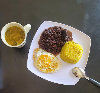 Picadas y platos venezolanos (Tequeños, Empanadas, arepas, 3 leche ,pabellon) y productos en RUTHMARKET