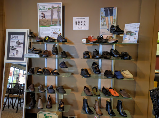 Orthopedic Shoe Store «Comfort Plus Shoes & Footcare», reviews and photos, 11715 Roe Ave, Leawood, KS 66211, USA