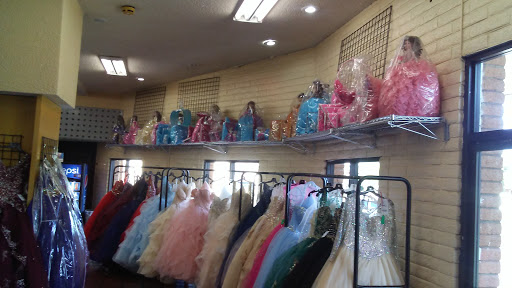 Bridal Shop «Azteca Bridal», reviews and photos, 1010 E Washington St, Phoenix, AZ 85034, USA