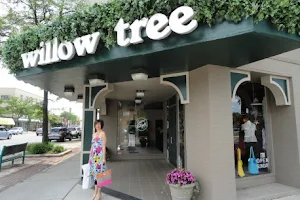 Willow Tree image