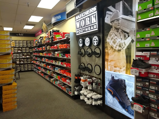 Shoe Store «Shoe Carnival», reviews and photos, 1137 Cortez Rd W, Bradenton, FL 34207, USA