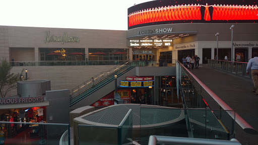 Shopping centres open on Sundays in Las Vegas