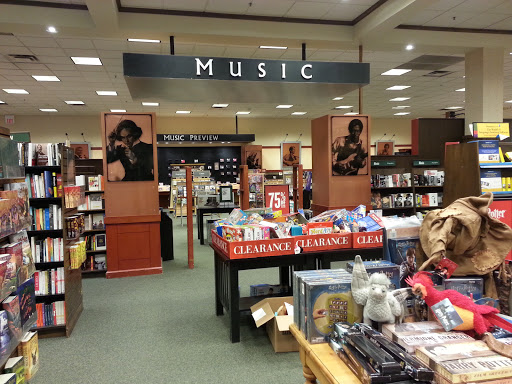 Book Store «Barnes & Noble», reviews and photos, 11500 Financial Centre Pkwy, Little Rock, AR 72211, USA