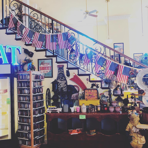 General Store «Troutdale General Store», reviews and photos, 289 E Historic Columbia River Hwy, Troutdale, OR 97060, USA