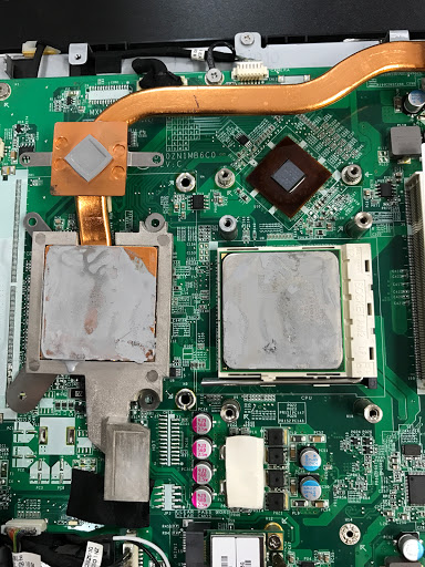 Computer Repair Service «iPC Repair - iPhone Repair • iPad Repair • MacBook Repair • Laptop Repair», reviews and photos, 106 Westheimer Rd a, Houston, TX 77006, USA