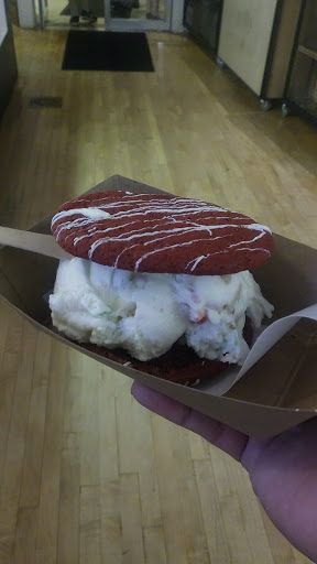 Ice Cream Shop «Coolhaus», reviews and photos, 59 E Colorado Blvd, Pasadena, CA 91103, USA