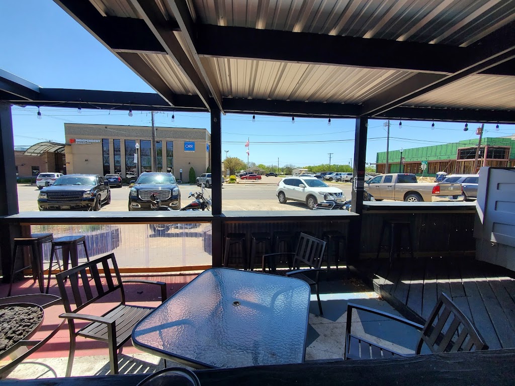 Lone Star Bar & Grill 76028
