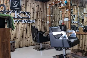 VK's Infinity Salon image