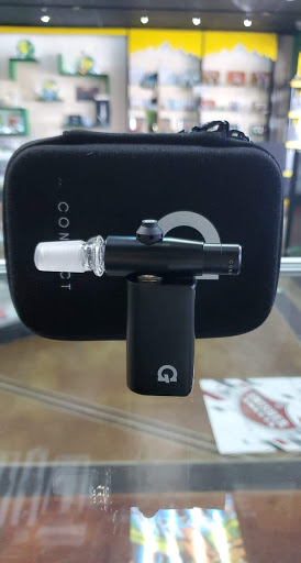 Tobacco Shop «Glassworx of Tulsa Head Shop», reviews and photos, 6529 E 51st St, Tulsa, OK 74145, USA