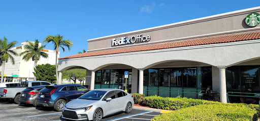 FedEx Office Print & Ship Center, 3269 Hollywood Blvd, Hollywood, FL 33021, USA, 