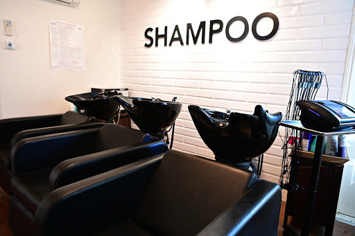 Hair Salon «D & H Hair Salon», reviews and photos, D & H Hair Salon, 14531 Big Basin Way, Saratoga, CA 95070, USA