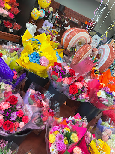 Supermarket «King Kullen», reviews and photos, 2305 Jericho Turnpike, Garden City Park, NY 11040, USA