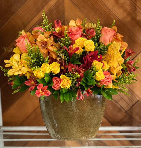 Florist «B&B Flowers and Balloons», reviews and photos, 623 S Pacific Ave, San Pedro, CA 90731, USA