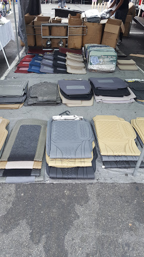 Drive-in Movie Theater «Van Buren Drive-In Theatre and Swap Meet», reviews and photos, 3035 Van Buren Boulevard, Riverside, CA 92503, USA