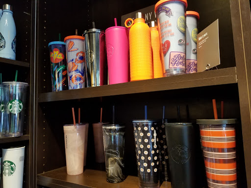 Coffee Shop «Starbucks», reviews and photos, 271 Main St #253, Wilmington, MA 01887, USA