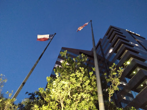 Shopping Mall «Fredericksburg North Shopping Center», reviews and photos, 8110 Fredericksburg Rd, San Antonio, TX 78229, USA