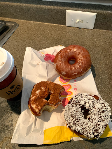 Donut Shop «Donut Palace», reviews and photos, 3164 NW 185th Ave, Portland, OR 97229, USA