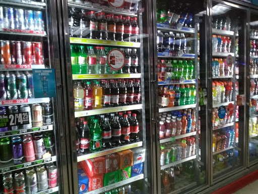 Convenience Store «Express Mart», reviews and photos, 998 S State St, Ukiah, CA 95482, USA