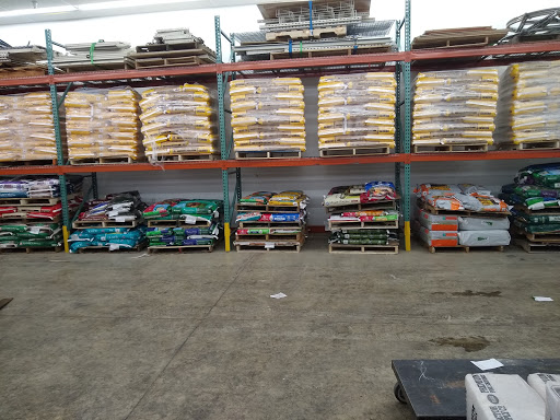 Home Improvement Store «Tractor Supply Co.», reviews and photos, 461 High St #2, Ellsworth, ME 04605, USA