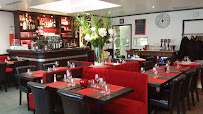 Atmosphère du Restaurant français Restaurant Le Victor Hugo à Neuilly-Plaisance - n°1