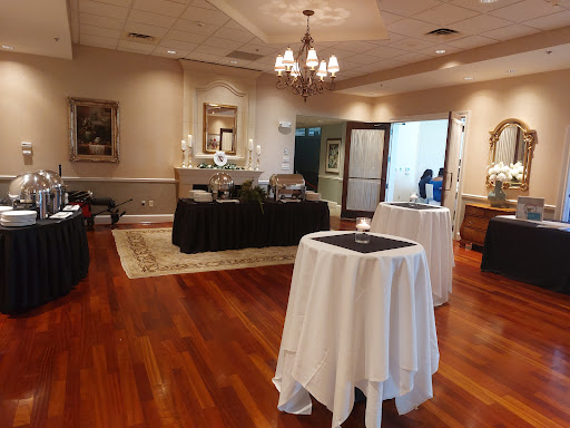 Golf Course «Irondequoit Country Club», reviews and photos, 4045 East Ave, Rochester, NY 14618, USA