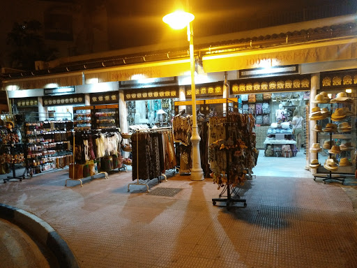 100 % Shopping- Puerto Marina