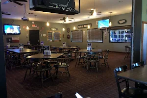 Lunkers Grill & BAR image