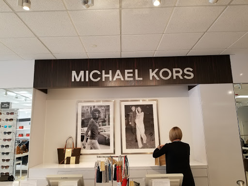 Fashion Accessories Store «Michael Kors», reviews and photos, 6699 N Landmark Dr a135, Park City, UT 84098, USA