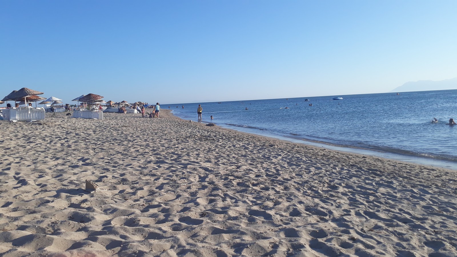 Photo of Altinkum beach - recommended for family travellers with kids