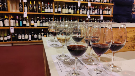 Wine Store «Liner & Elsen Wine Merchants», reviews and photos, 2222 NW Quimby St, Portland, OR 97210, USA