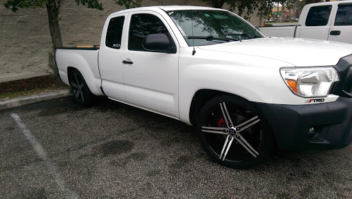 Auto Repair Shop «Tuffy Tire & Auto Service Center», reviews and photos, 5225 Red Bug Lake Rd, Winter Springs, FL 32708, USA