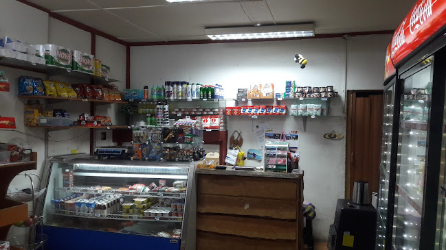 Opiniones de Minimarket De Todo Un Poco en Coyhaique - Tienda de ultramarinos