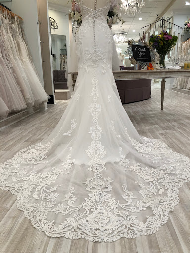 Stores to buy wedding dresses Philadelphia