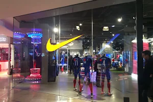 Nike Store La Defense image