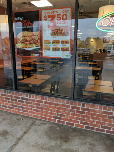 Shopping Mall «Ashland Hanover Shopping Center», reviews and photos, 215 N Washington Hwy, Ashland, VA 23005, USA