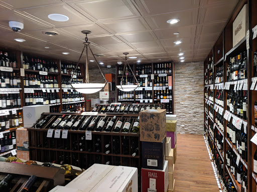 Wine Store «Dominion Wine and Beer», reviews and photos, 107 Rowell Ct, Falls Church, VA 22046, USA