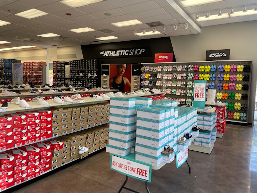 Shoe Store «Rack Room Shoes», reviews and photos, 12840 Walker Branch Rd #100, Charlotte, NC 28273, USA