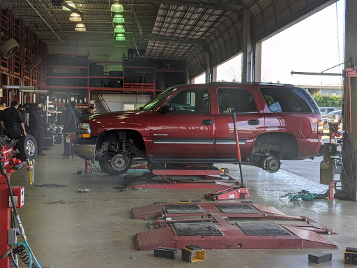 Tire Shop «Discount Tire», reviews and photos, 6616 Northwest Hwy, Dallas, TX 75231, USA