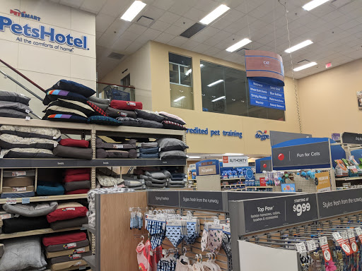 Pet Supply Store «PetSmart», reviews and photos, 12741 Towne Center Dr, Cerritos, CA 90703, USA