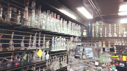 Tobacco Shop «Clock Town Smoke Shop/It Is Vapor Express», reviews and photos, 1039 High St, Auburn, CA 95603, USA